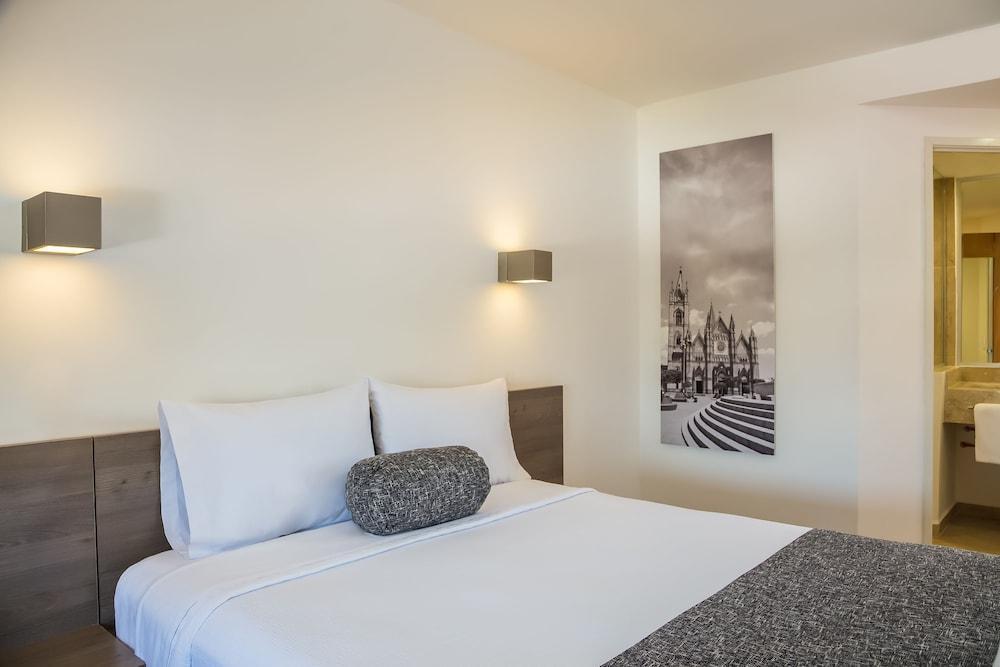 Sleep Inn Leon Antares Kültér fotó