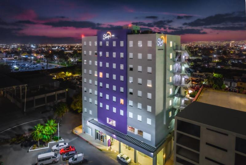 Sleep Inn Leon Antares Kültér fotó