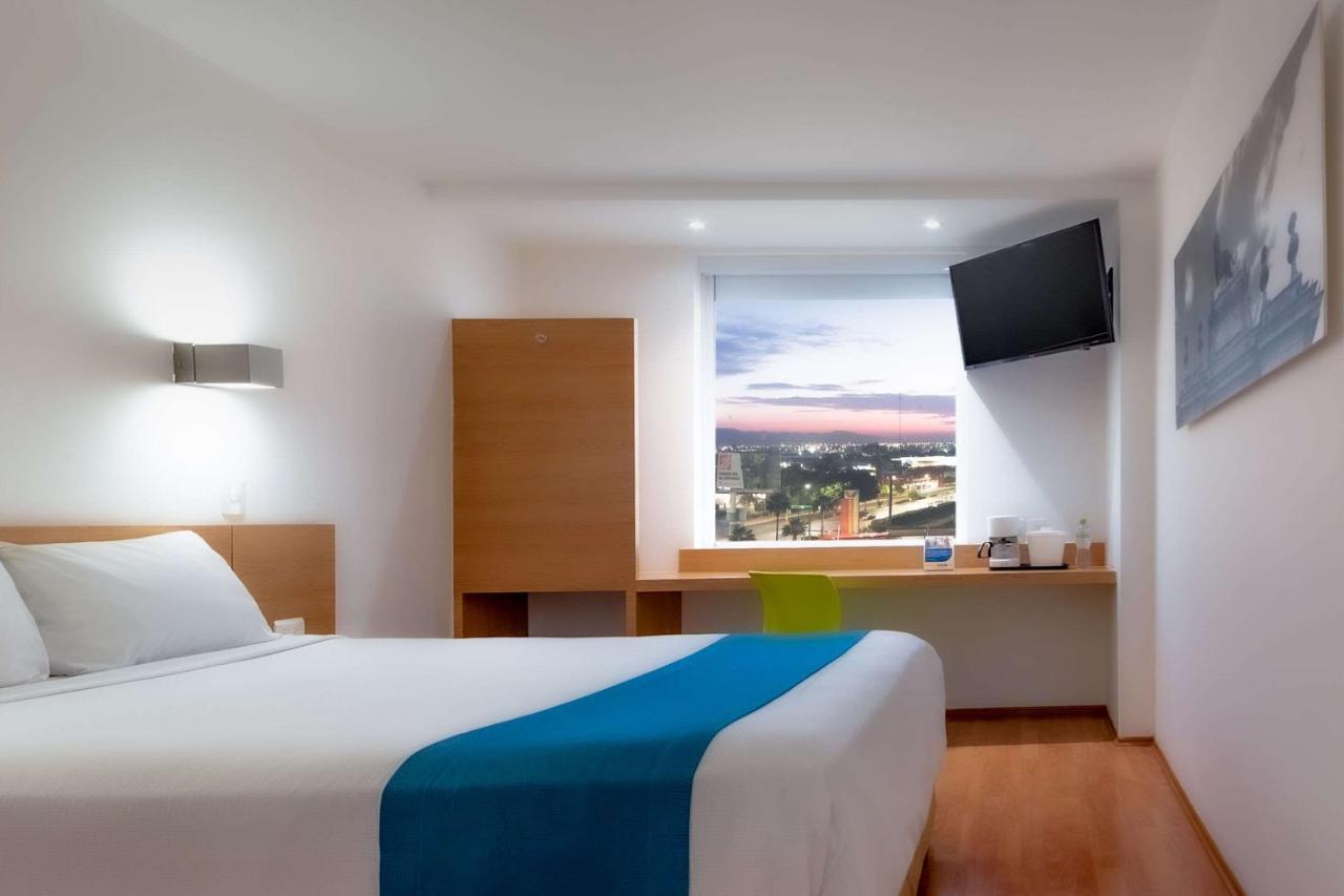 Sleep Inn Leon Antares Kültér fotó