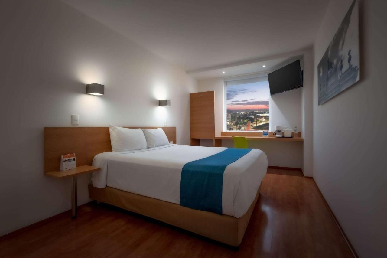 Sleep Inn Leon Antares Kültér fotó
