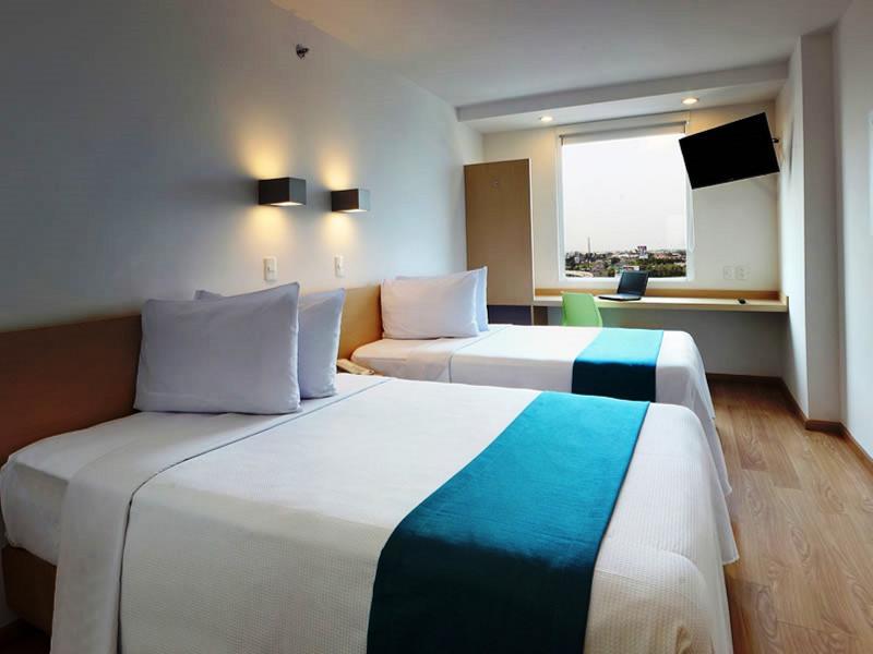 Sleep Inn Leon Antares Kültér fotó
